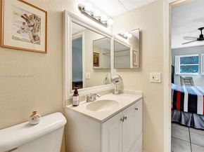 1035 Country Club Dr 206, Margate FL 33063