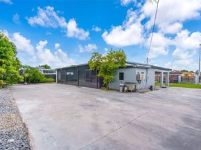 175 W 56th St, Hialeah FL 33012