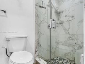 175 W 56th St, Hialeah FL 33012