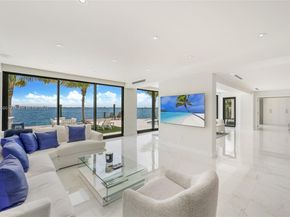 1001 N Venetian Dr, Miami FL 33139