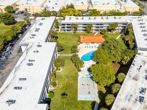 300 Layne Blvd 311, Hallandale Beach FL 33009