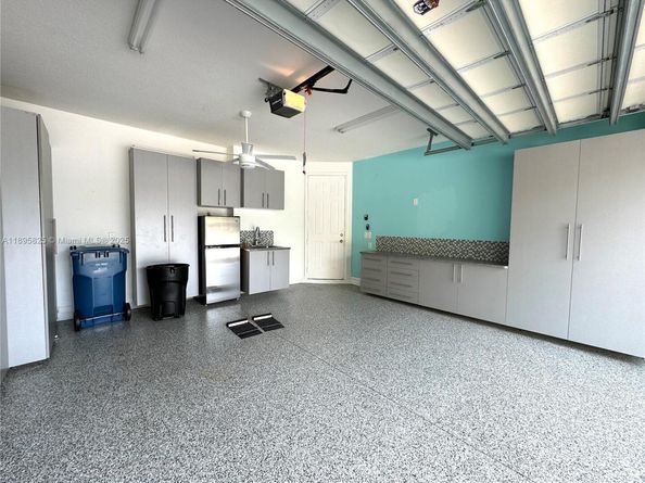 12490 NW 33rd St, Sunrise FL 33323