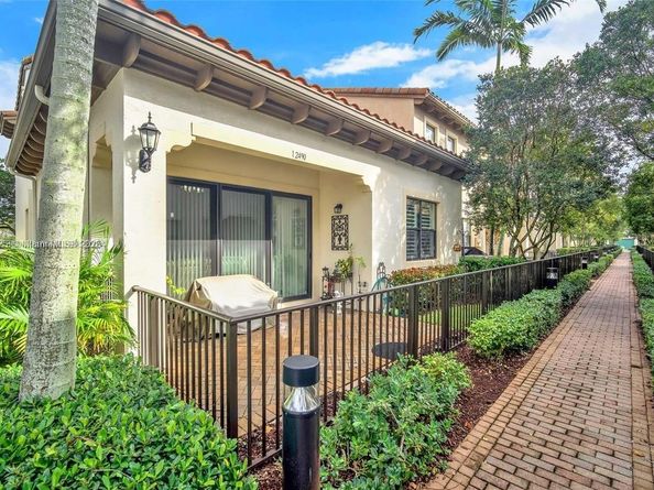 12490 NW 33rd St, Sunrise FL 33323