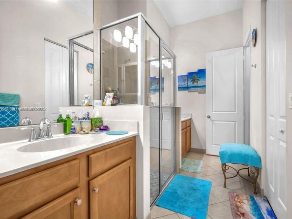 12490 NW 33rd St, Sunrise FL 33323