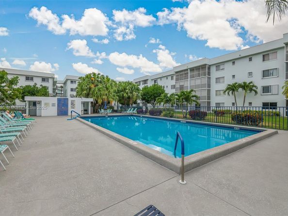 6698 N 10th Ave N 218, Lake Worth FL 33467