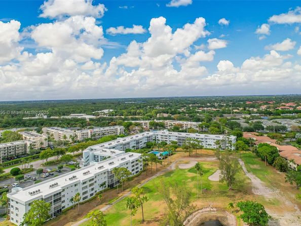 6698 N 10th Ave N 218, Lake Worth FL 33467