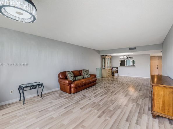6698 N 10th Ave N 218, Lake Worth FL 33467