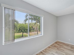 6698 N 10th Ave N 218, Lake Worth FL 33467