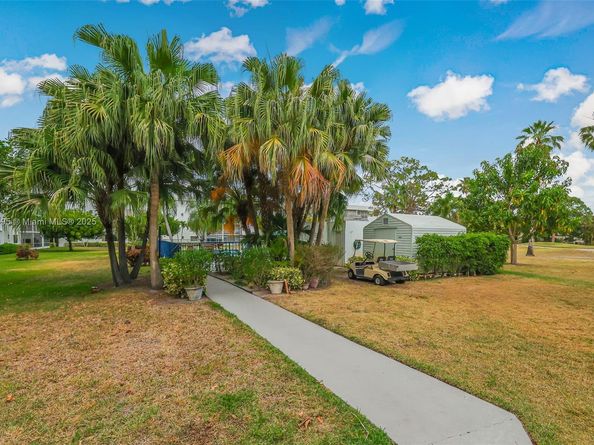 6698 N 10th Ave N 218, Lake Worth FL 33467