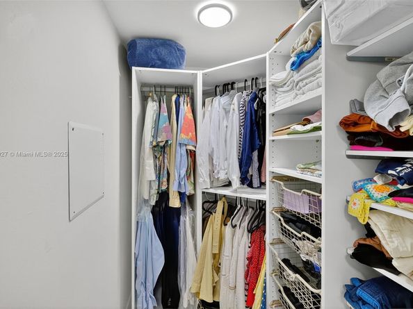 720 NE 62nd St 311, Miami FL 33138