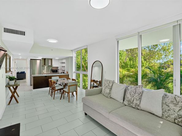 720 NE 62nd St 311, Miami FL 33138