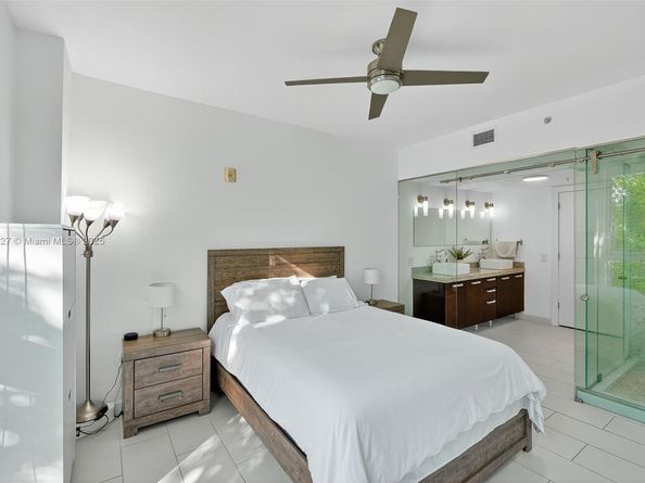 720 NE 62nd St 311, Miami FL 33138