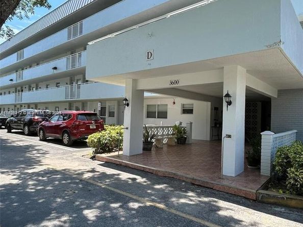 3600 NE 170th St 402, North Miami Beach FL 33160
