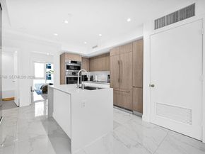 455 NE 39th St 205, Miami FL 33137