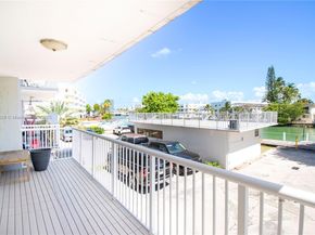 130 S Shore Dr 2F, Miami Beach FL 33141