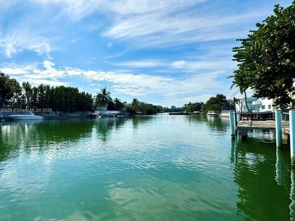 130 S Shore Dr 2F, Miami Beach FL 33141