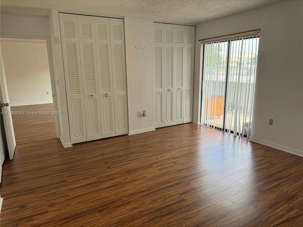 130 S Shore Dr 2F, Miami Beach FL 33141