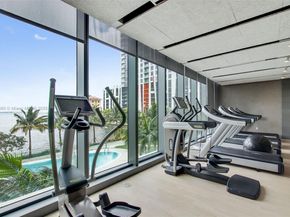 460 NE 28th St 1404, Miami FL 33137