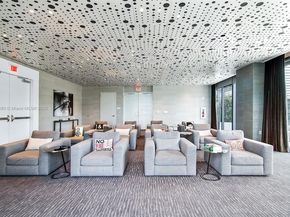 460 NE 28th St 1404, Miami FL 33137