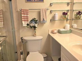 2998 E Sunrise Lakes Dr 111, Sunrise FL 33322