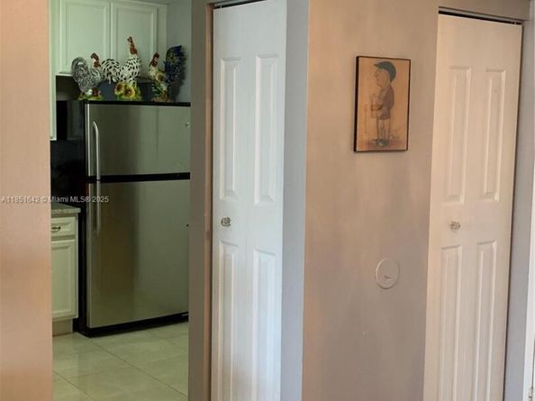 2025 NE 164th St 808, North Miami Beach FL 33162