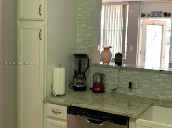 2025 NE 164th St 808, North Miami Beach FL 33162