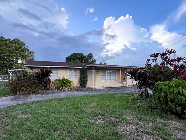 17320 NW 47th Ave, Miami Gardens FL 33055
