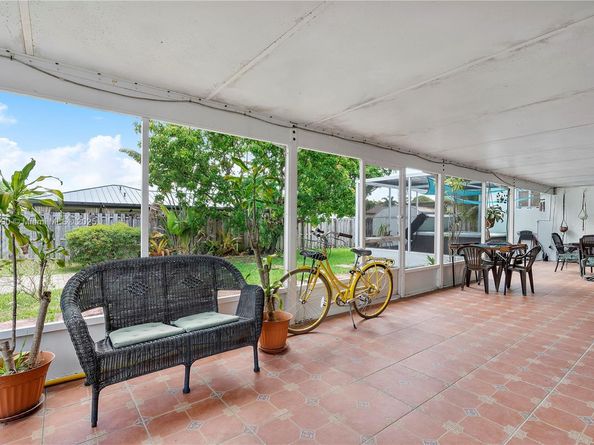12661 SW 222nd Ter, Miami FL 33170