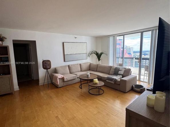 3530 Mystic Pointe Dr 3003, Aventura FL 33180