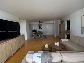 3530 Mystic Pointe Dr 3003, Aventura FL 33180