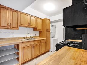 Undisclosed Address #A11924625, North Miami FL 33181