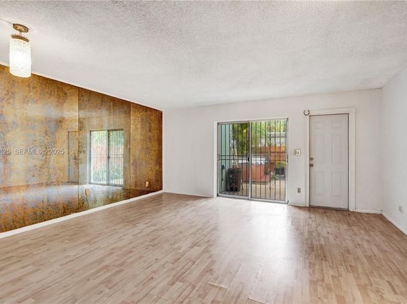 Undisclosed Address #A11924625, North Miami FL 33181