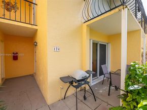 174 Waterside Dr 174, Hypoluxo FL 33462