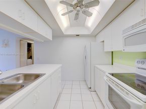174 Waterside Dr 174, Hypoluxo FL 33462