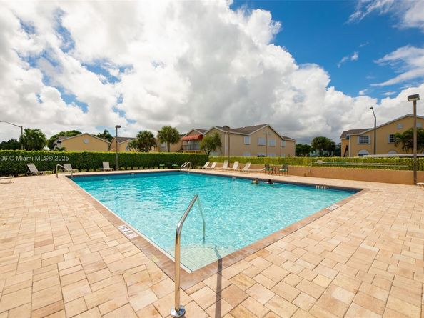 174 Waterside Dr 174, Hypoluxo FL 33462