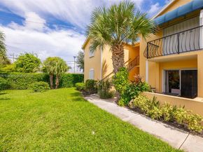 174 Waterside Dr 174, Hypoluxo FL 33462