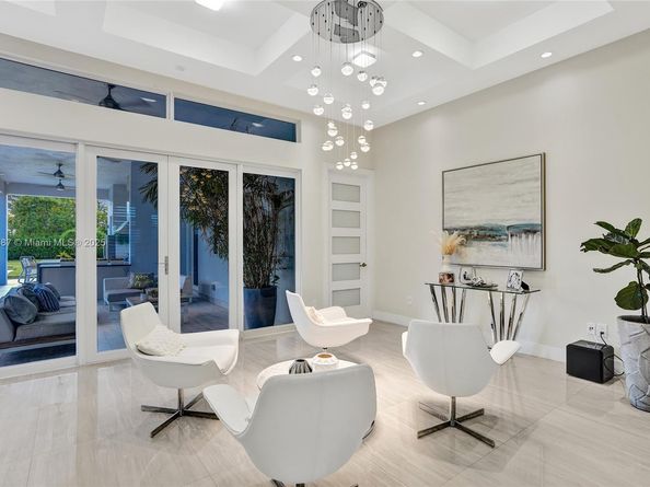 411 NW 125th Ave, Miami FL 33182