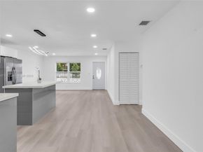 17130 NW 51st Pl, Miami Gardens FL 33055