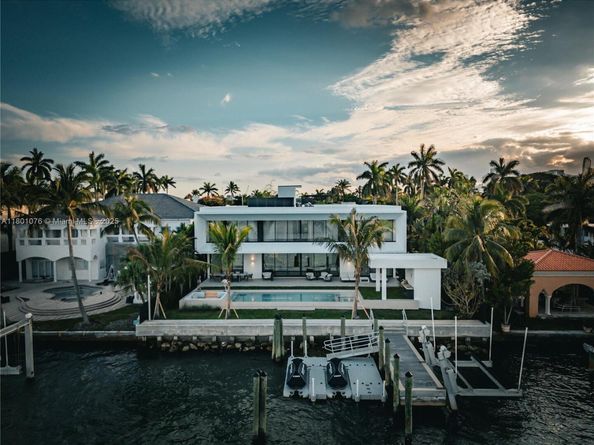 375 N Hibiscus Dr, Miami Beach FL 33139