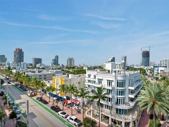 465 Ocean Dr