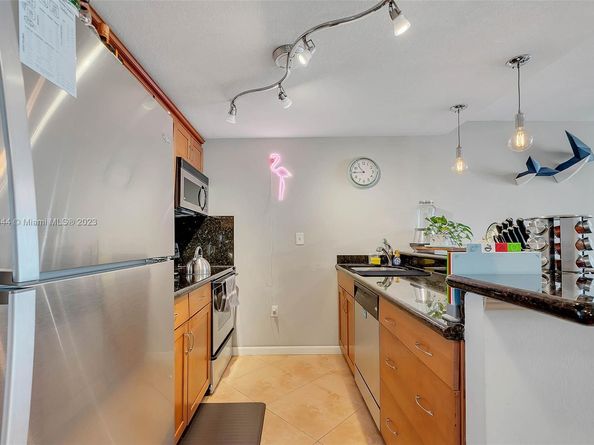 465 Ocean Dr 804, Miami Beach FL 33139