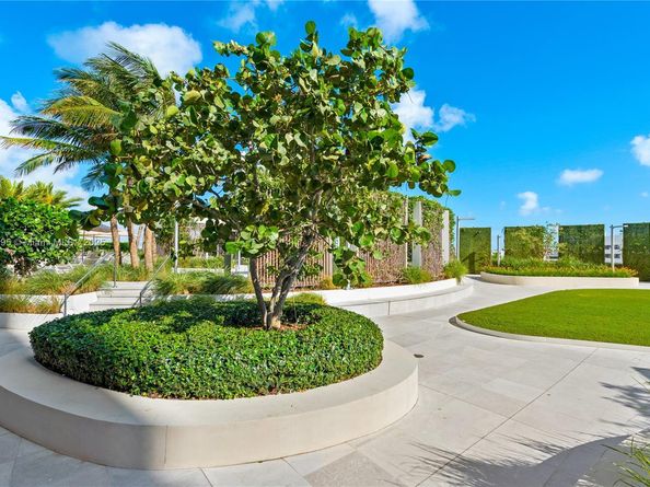 450 Alton Rd 906, Miami Beach FL 33139