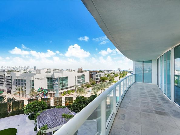 450 Alton Rd 906, Miami Beach FL 33139
