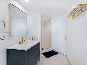 450 Alton Rd 906, Miami Beach FL 33139