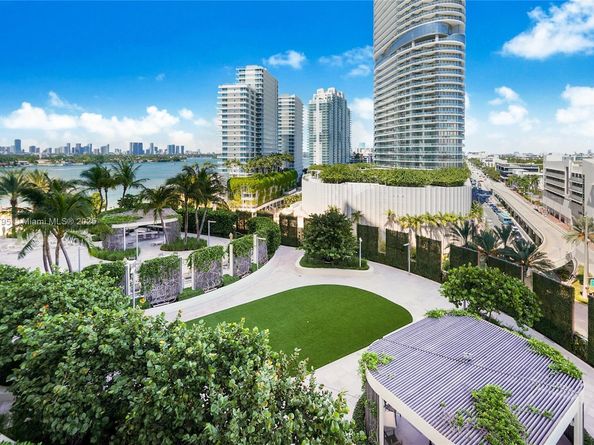 450 Alton Rd 906, Miami Beach FL 33139