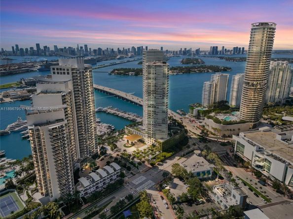 450 Alton Rd 906, Miami Beach FL 33139