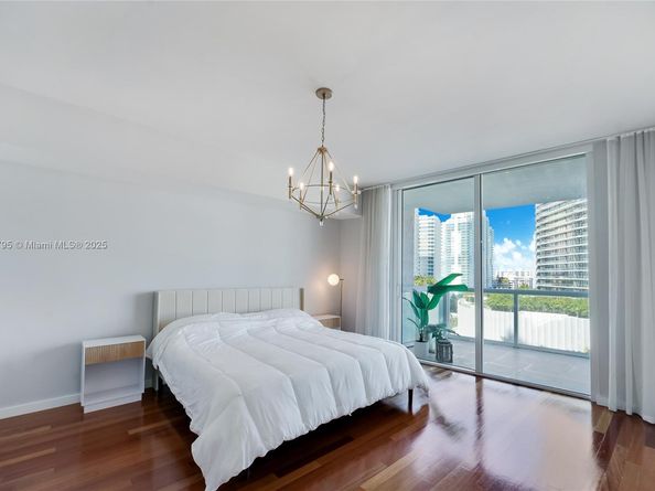 450 Alton Rd 906, Miami Beach FL 33139