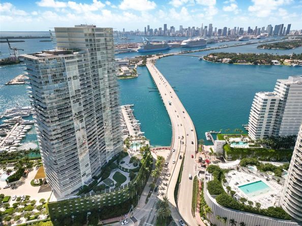 450 Alton Rd 906, Miami Beach FL 33139