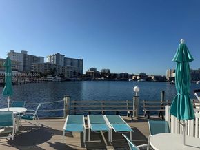 2500 Diana Dr 107, Hallandale Beach FL 33009
