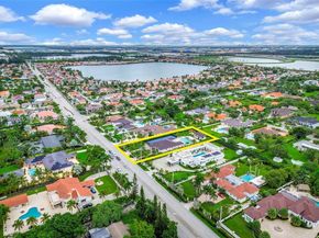 433 NW 127th Ave, Miami FL 33182